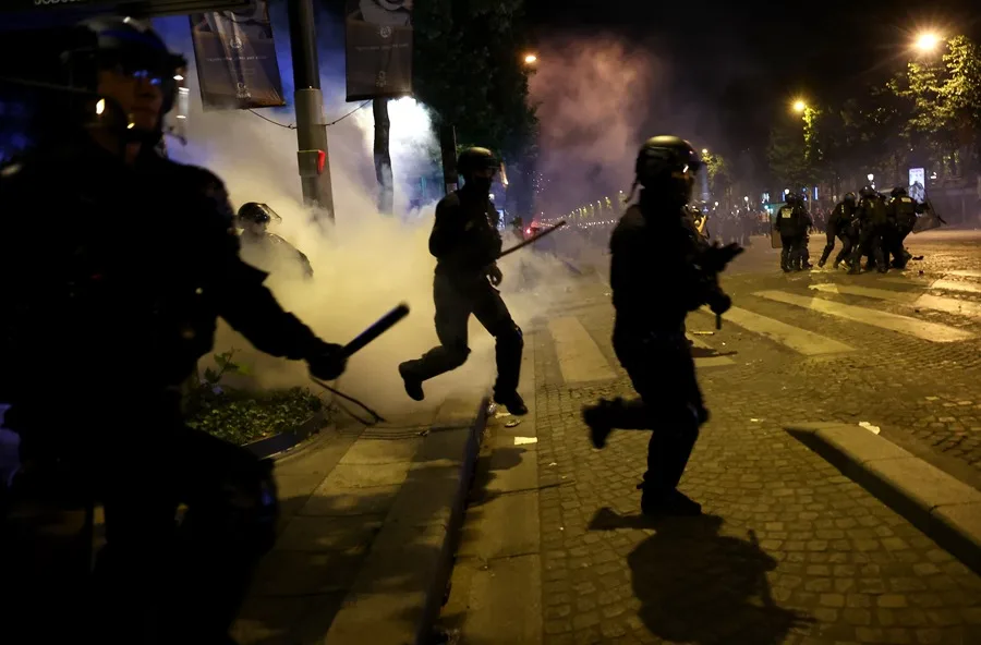 Francuska najavljuje oštrije kazne nakon nereda poslije pobjede PSŽ-a