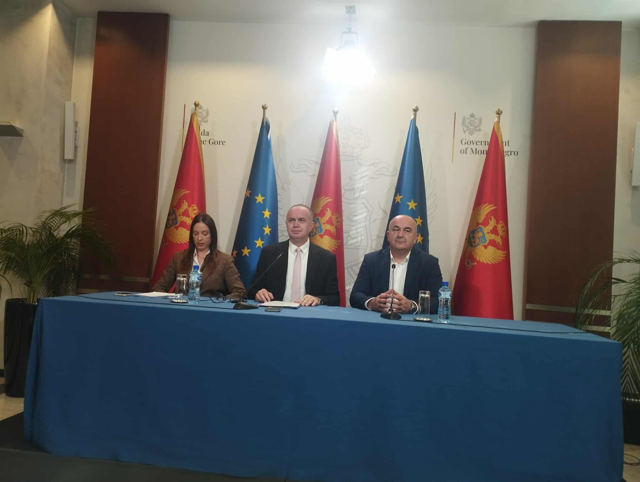 Đeljošaj najavio akciju: Biće snižene cijene 800 do 900 artikala, bez voća i povrća, ograničena cijena peleta