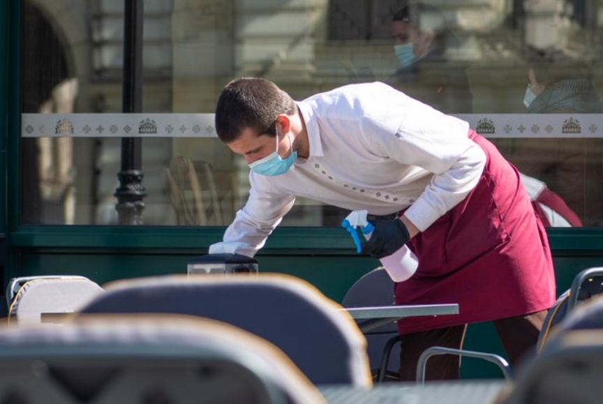 Udruženje ugostitelja Crne Gore uputiće Vladi nekoliko prijedloga