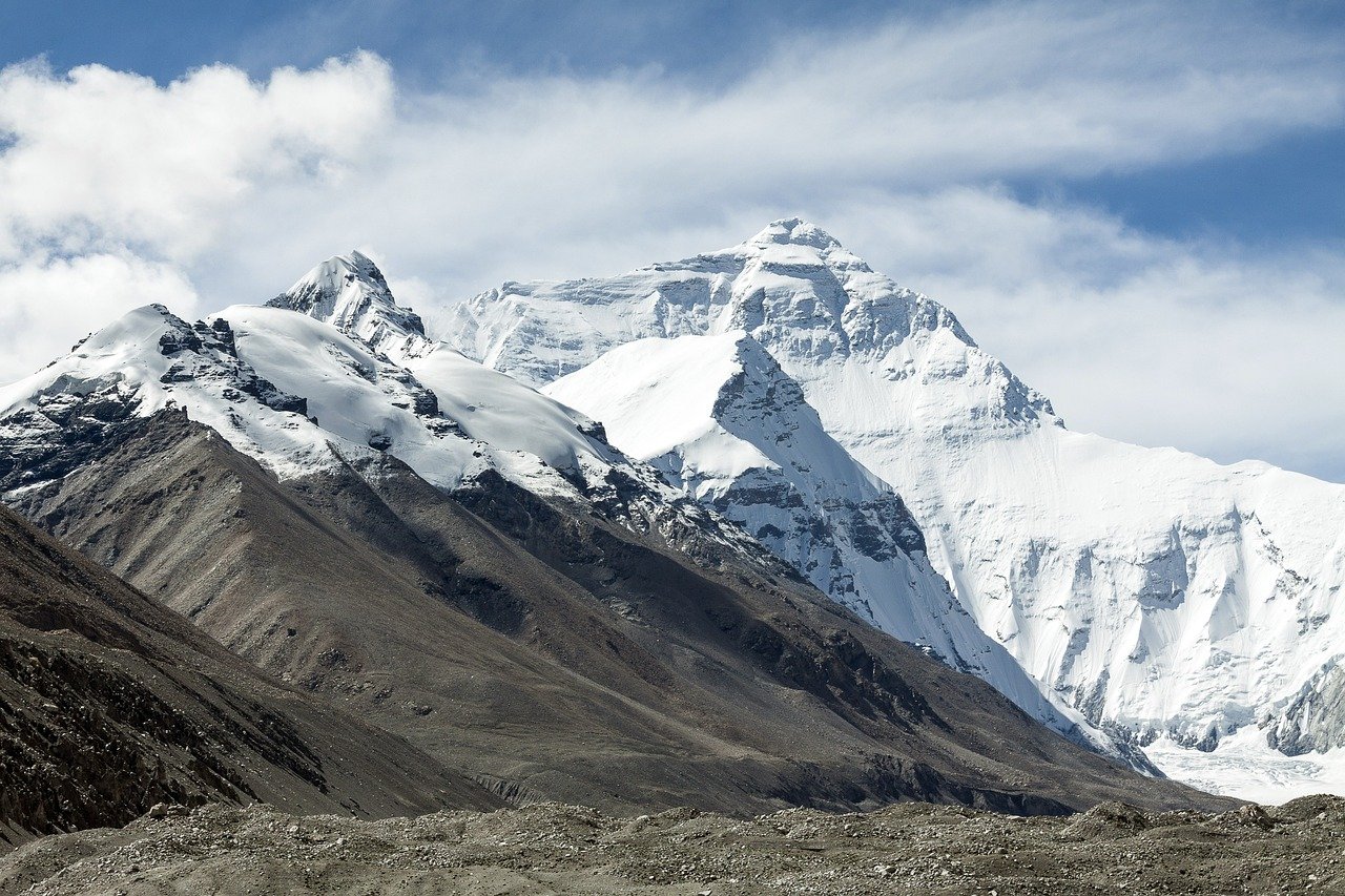 Jedini preživjeli član prve ekspedicije koja je osvojila Mont Everest: Vrh prepun ljudi i prljav