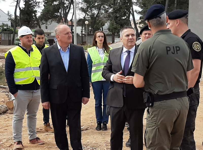 Nuhodžić i Veljović obišli radove na Zlatici: Novi kompleks biće ponos svih pripadnika policije