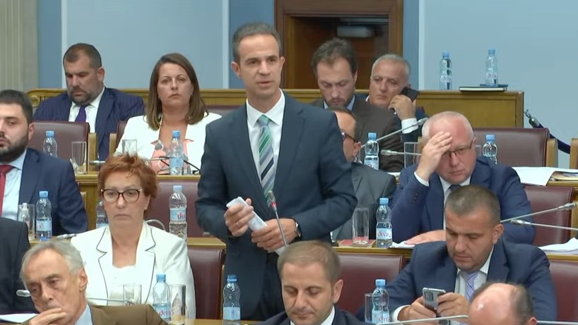 Adžić se smijao Mugoši, on mu poručio da bi na njegovom mjestu bio zabrinut