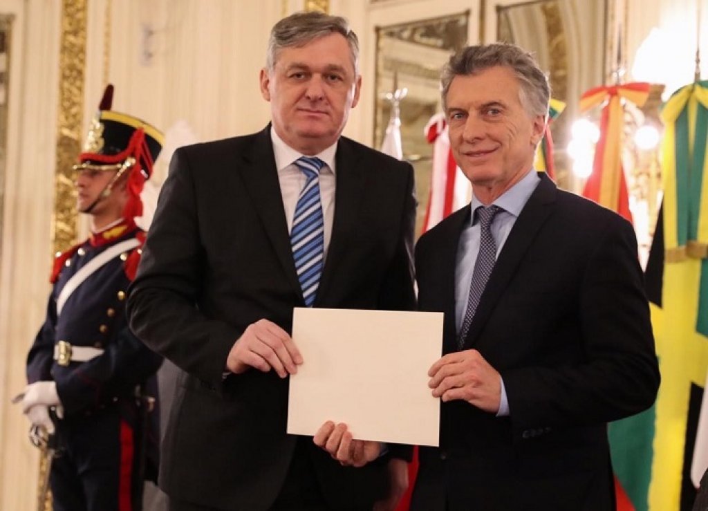 Ambasador Stanković predao akreditivna pisma predsjedniku Argentine