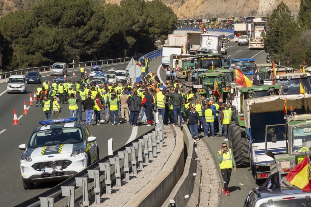 Hiljade farmera u Španiji i danas protestuje