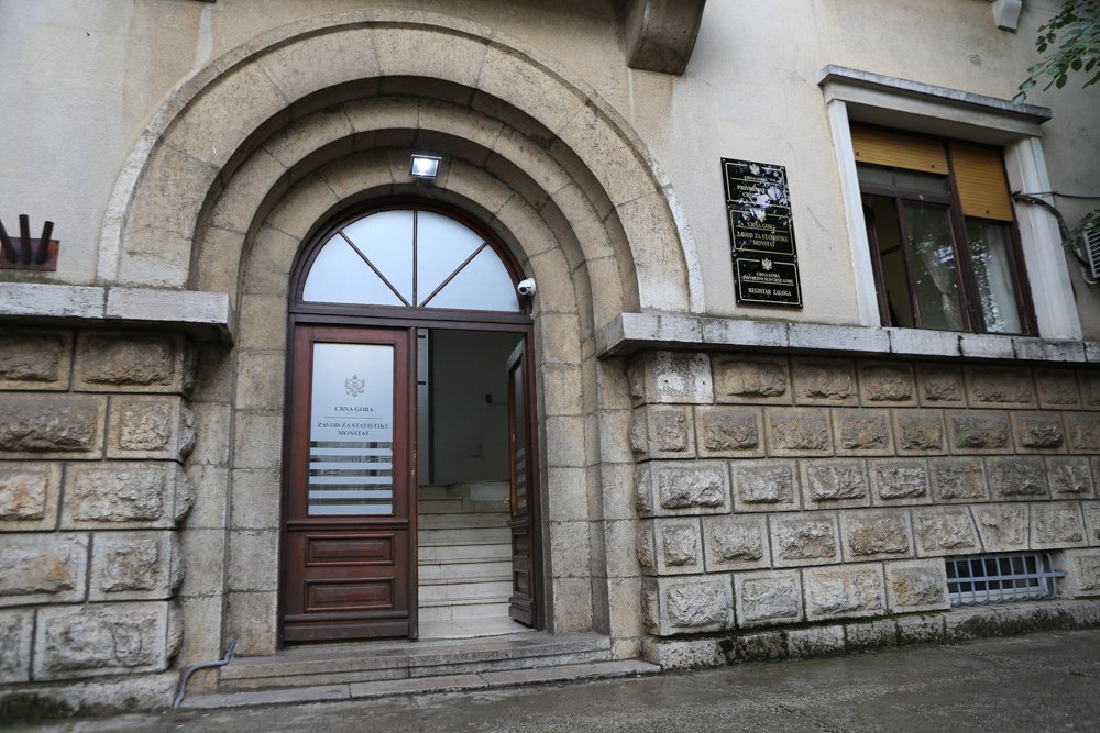 Miloš Popović novi stečajni upravnik Vektre Jakić