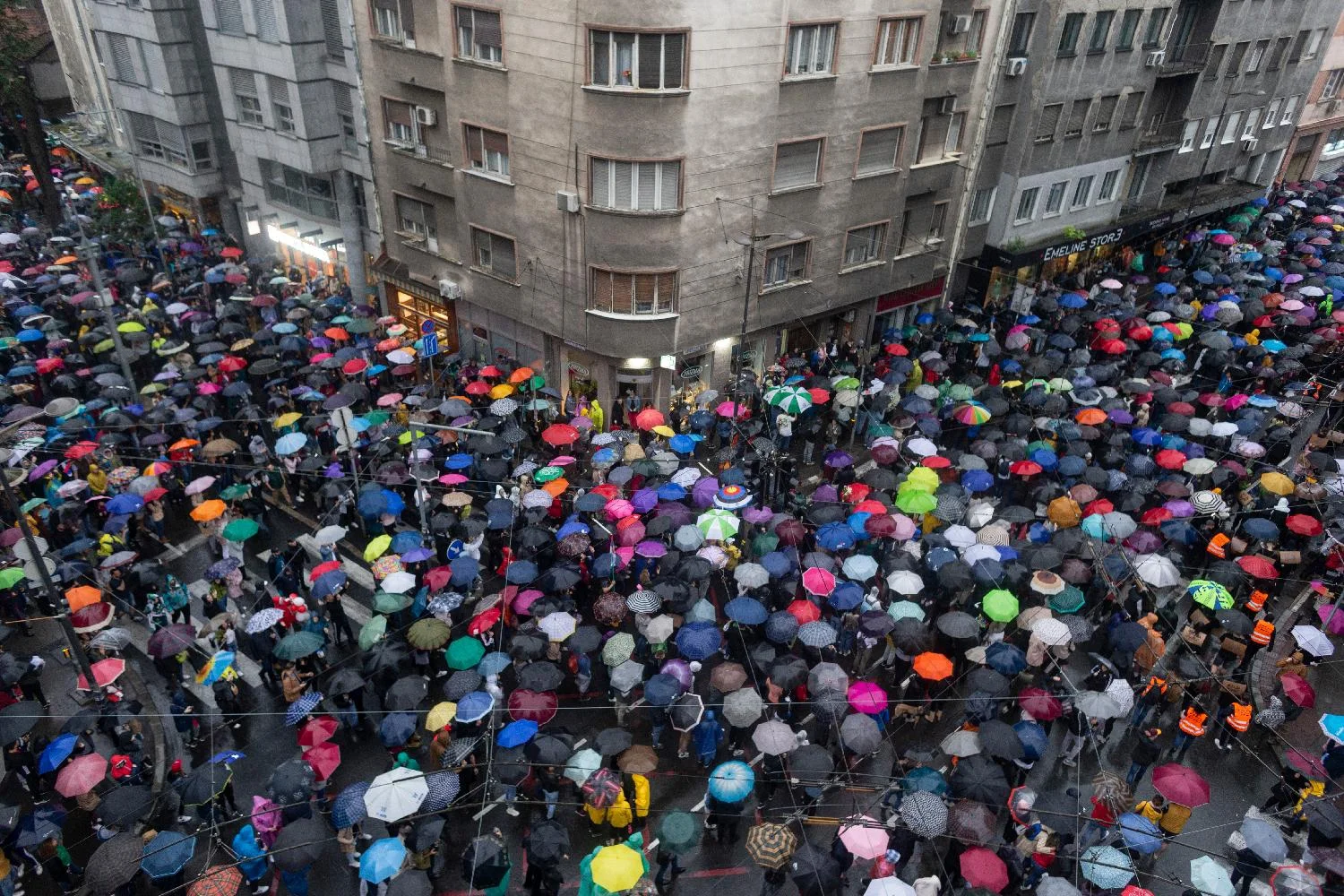 AFP o protestu: Građani posljednji put bili u ovolikom broju na protestima 2000.