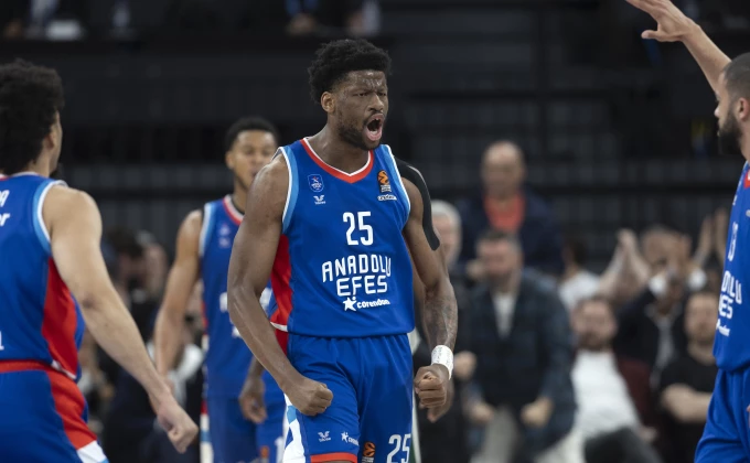 Efes izborio peti meč
