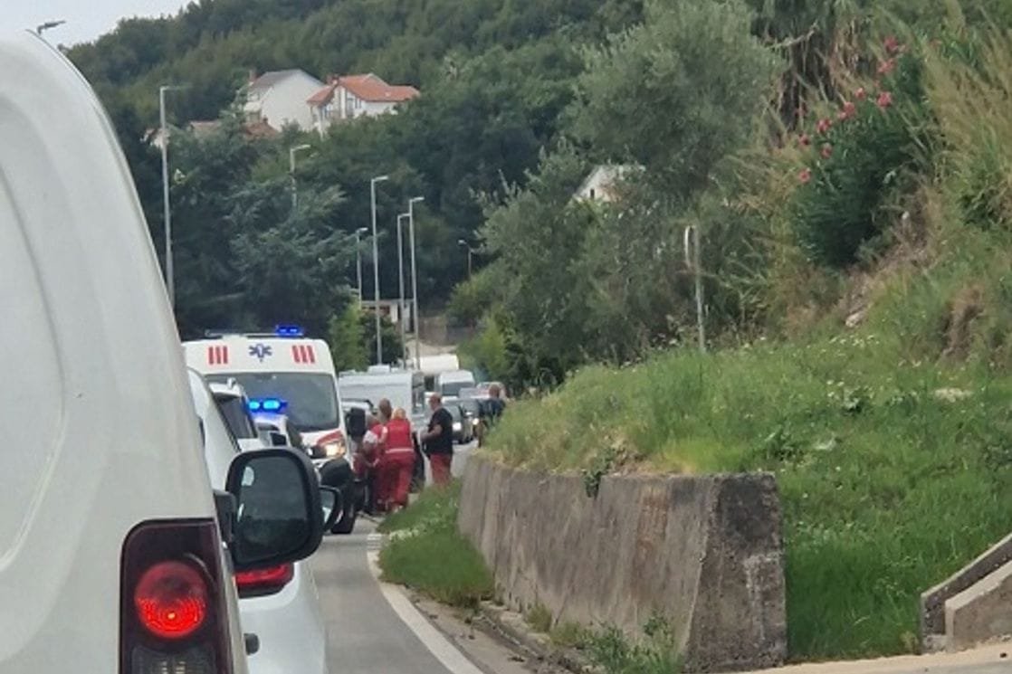 Bijela: U udesu povrijeđena jedna osoba