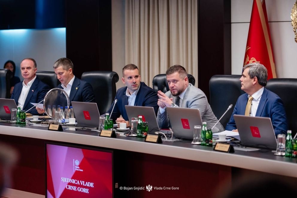 Ovo su odluke Vlade sa telefonske sjednice
