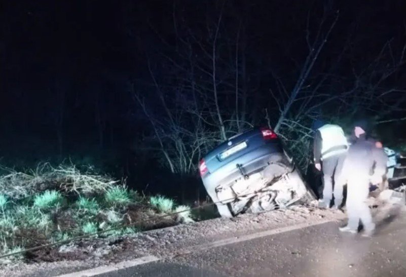 Udes u Borovici, automobil visio iznad rijeke