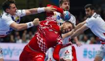Hrvatska rutinski sa domaćinom