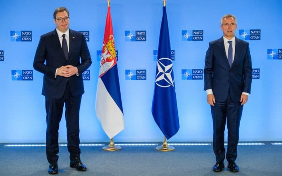 Stoltenberg nakon sastanka sa Vučičem: NATO posvećen miru na Balkanu