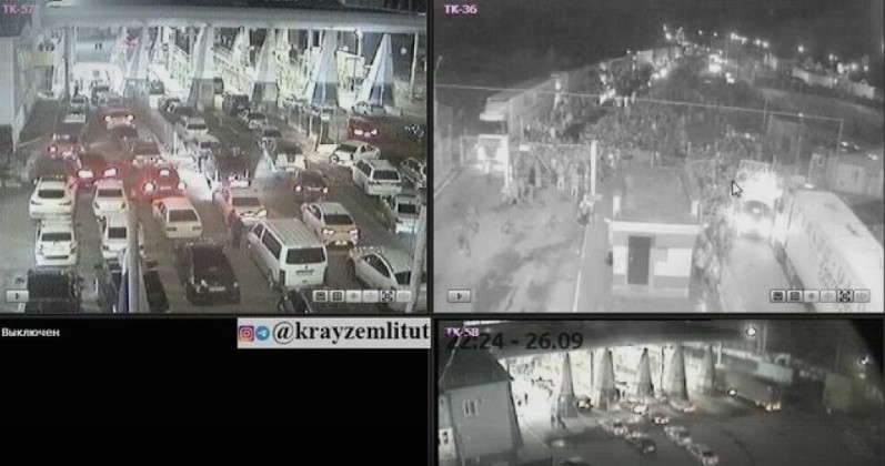 Objavljeni snimci: Rusi masovno bježe iz zemlje, na granici s Gruzijom kolona vozila dugačka 16 kilometara
