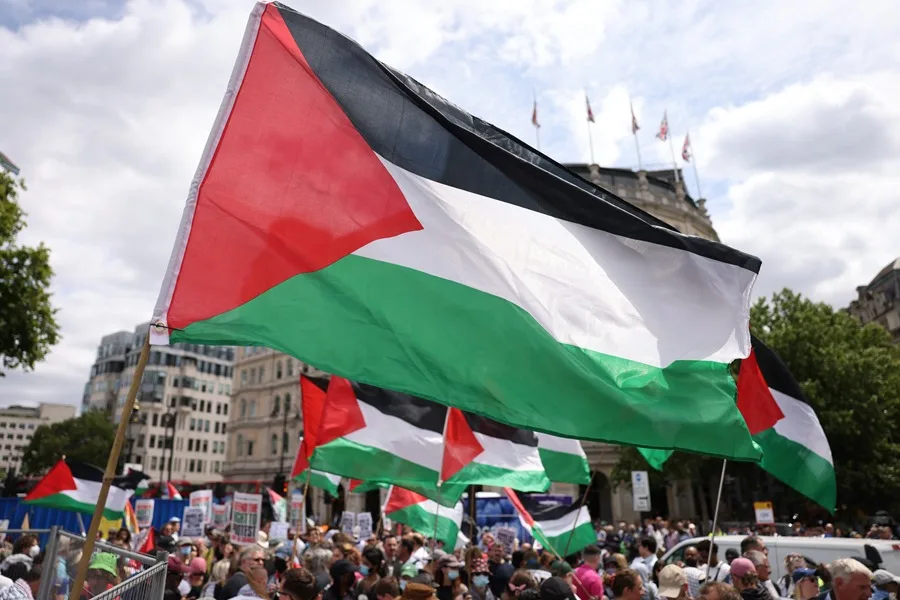 Četvoro pro-palestinskih aktivista na suđenju 2027. zbog upada na britansku vojnu bazu