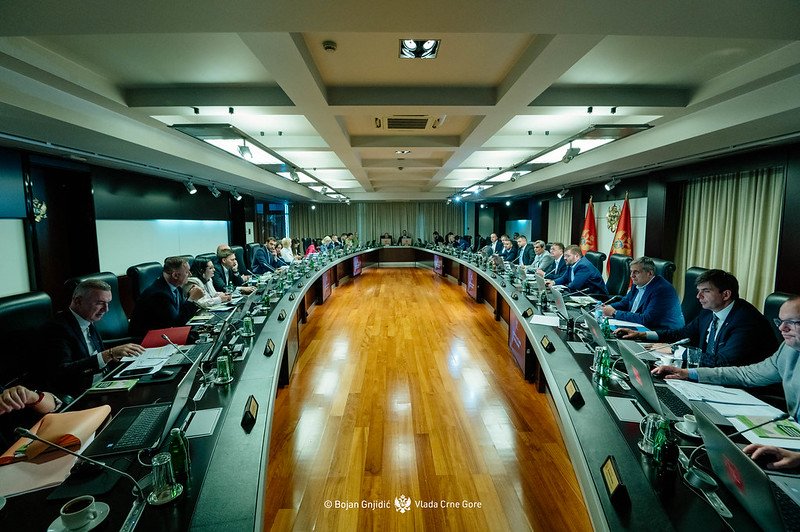 Trećina budžeta otišla na socijalna davanja