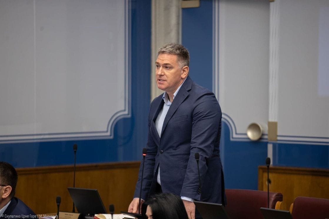 Huter: Što će nam fondovi za stanove na okupiranoj teritoriji? Na djelu je "masni" fašizam, reagujmo dok je još vakat!