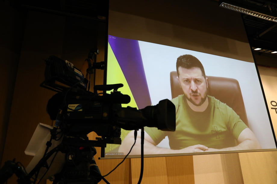 Zelenski: Rusi spremaju ofanzivu, žele da unište istok Donbasa