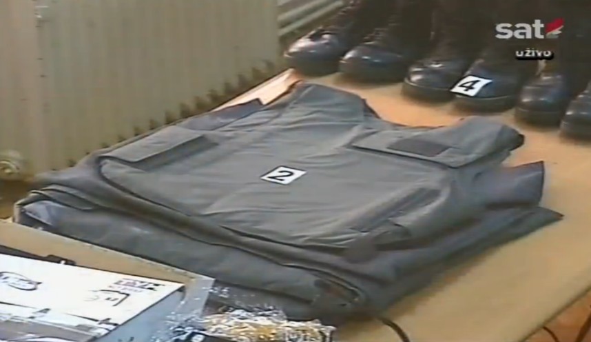 Prikazana Specijalna Oprema Odbrana Ovo Je Dno Dna Tuzilac