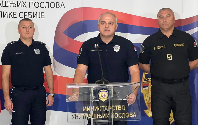 MUP Srbije: Pet osoba dovedeno u prostorije zbog incidenata na današnjim skupovima