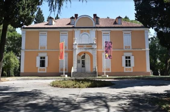 Izložba Bojana Šumonje Phantom Bouquet u Umjetničkom paviljonu