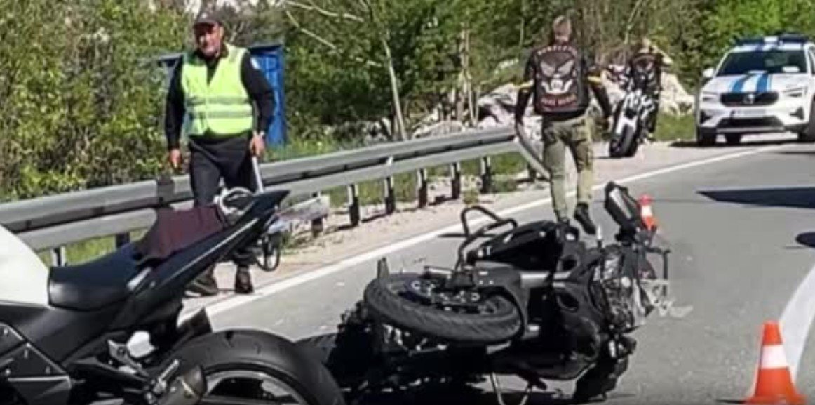 Motociklista teško povrijeđen na putu Cetinje - Budva