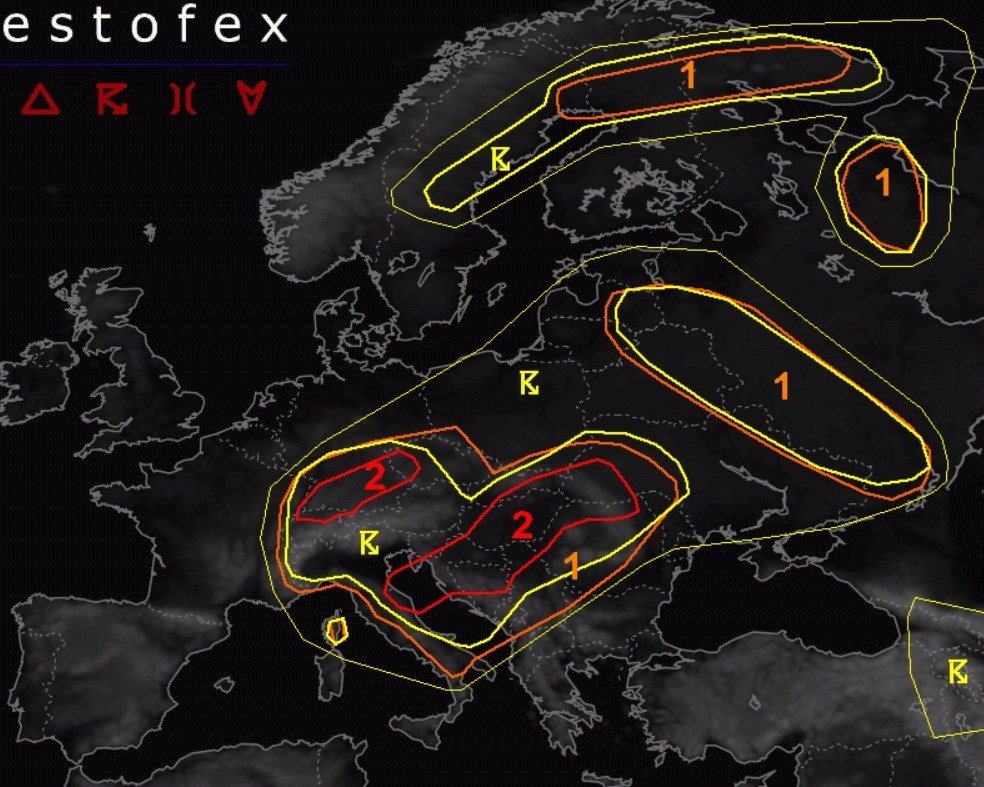 Hrvatski meteorolozi izdali seriju hitnih naredbi: Ne izlazite napolje, prekrijte kola, sakrijte životinje