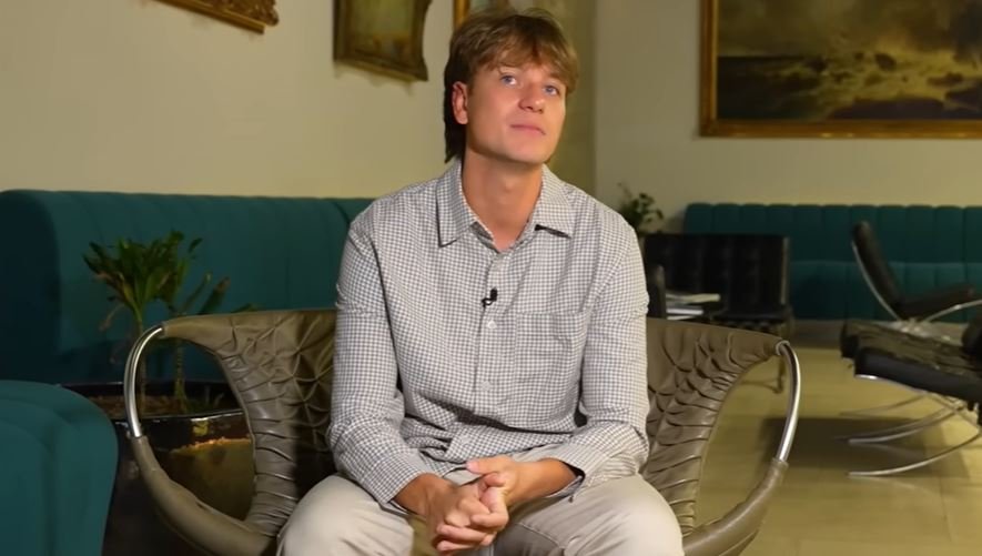 Dok danas rasprodaje dvorane regije, mladi pjevač Jakov Jozinović publiku je osvojio još u dječijem talent šou