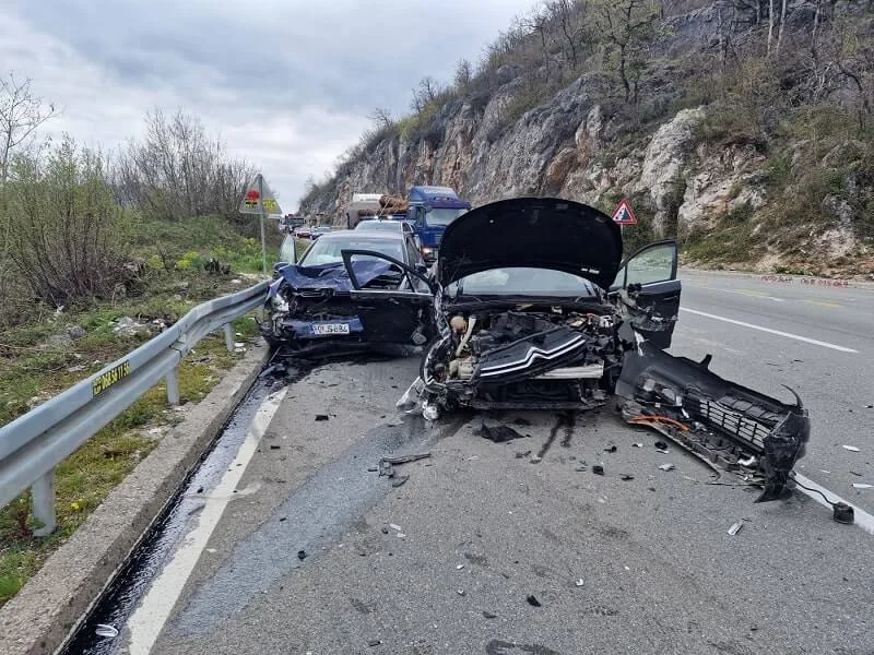 Više osoba povrijeđeno u sudaru na Dobrskoj ploči, među njima i trudnica