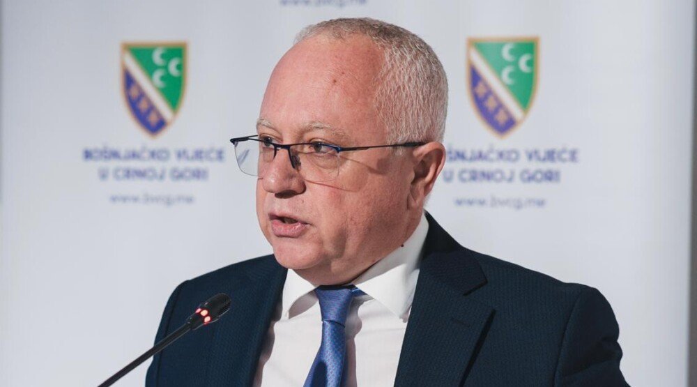 Mustafić: Spajić i njegova politička grupacija da pohvale, a ne da problematizuju naimenovanje Krivokapića