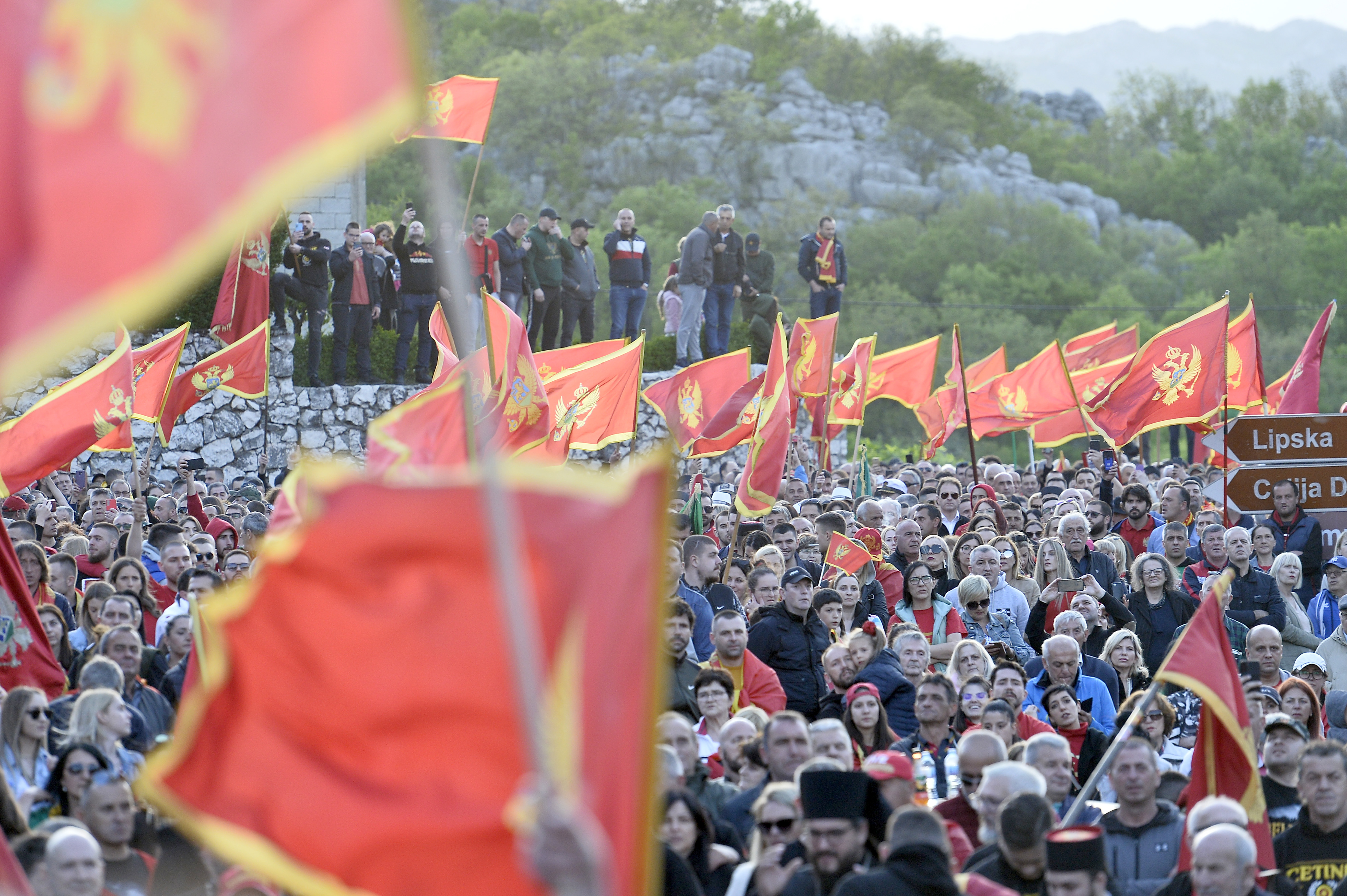 Grupa građana Cetinja: Ne zloupotrebljavajte Belveder, to nije vašar već mjesto za poštovanje!