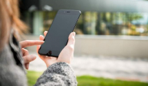 Prvi semafor u regionu koji upozorava pješake zagledane u telefon na crveno svijetlo