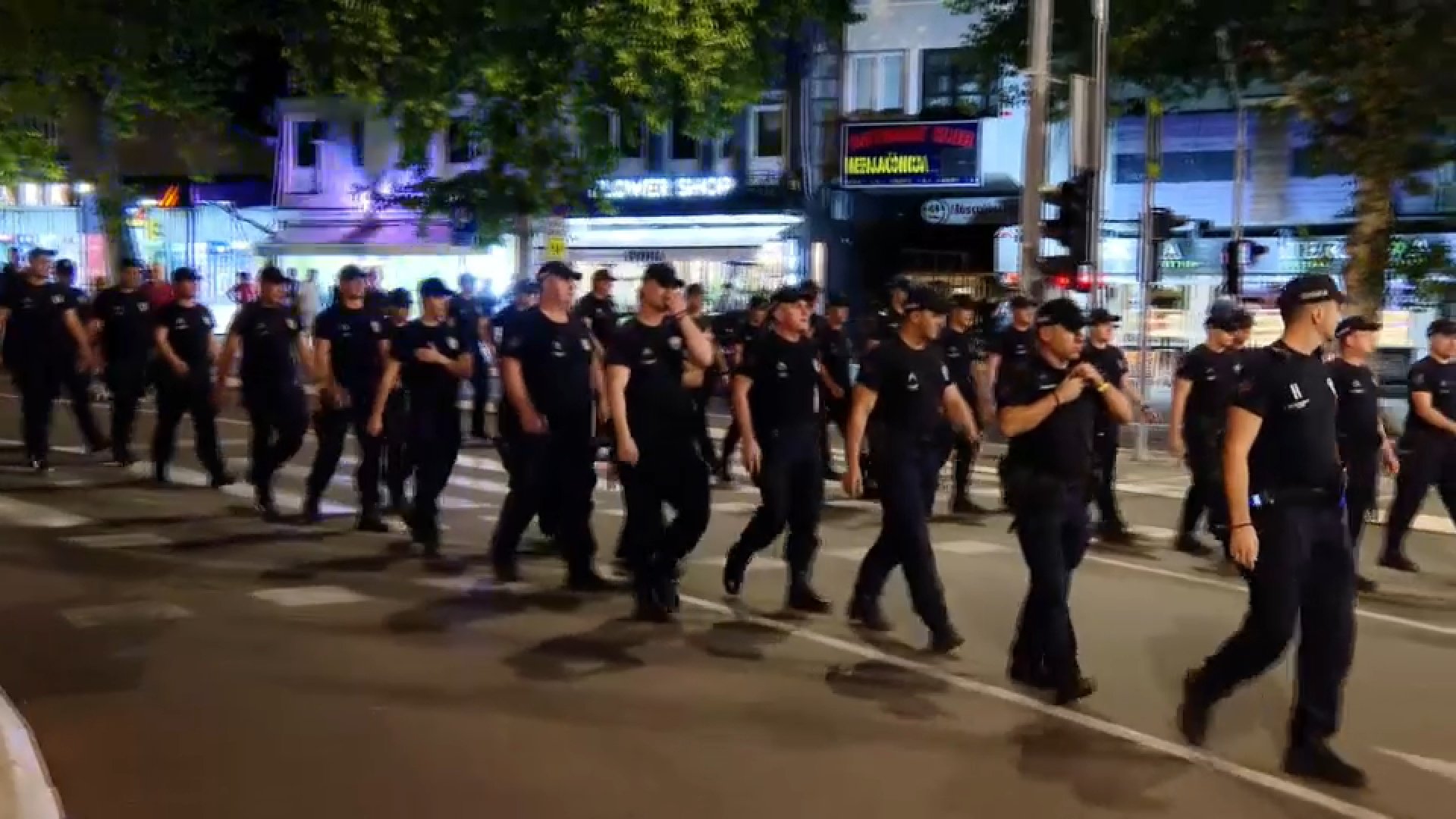 Policija u Beogradu uklonila blokadu saobraćajne petlje Autokomanda