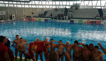 Slavlje mladih vaterpolista nakon prolaska u polufinale Evropskog prvenstva!