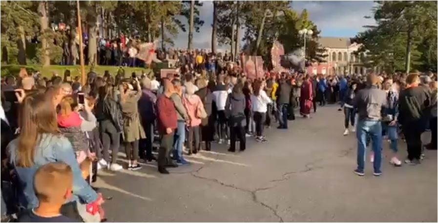 Pristalice SPC se okupile u Nikšiću, došli i funkcioneri DF-a