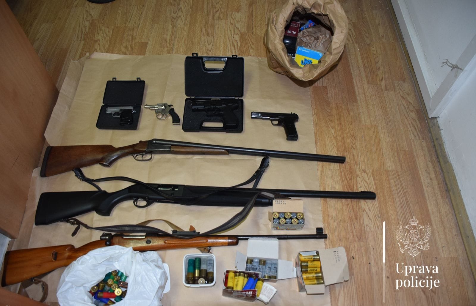 Bar: Krivična prijava protiv tročlane porodice, osumnjičeni da su u svojoj kući skrivali člana OKG