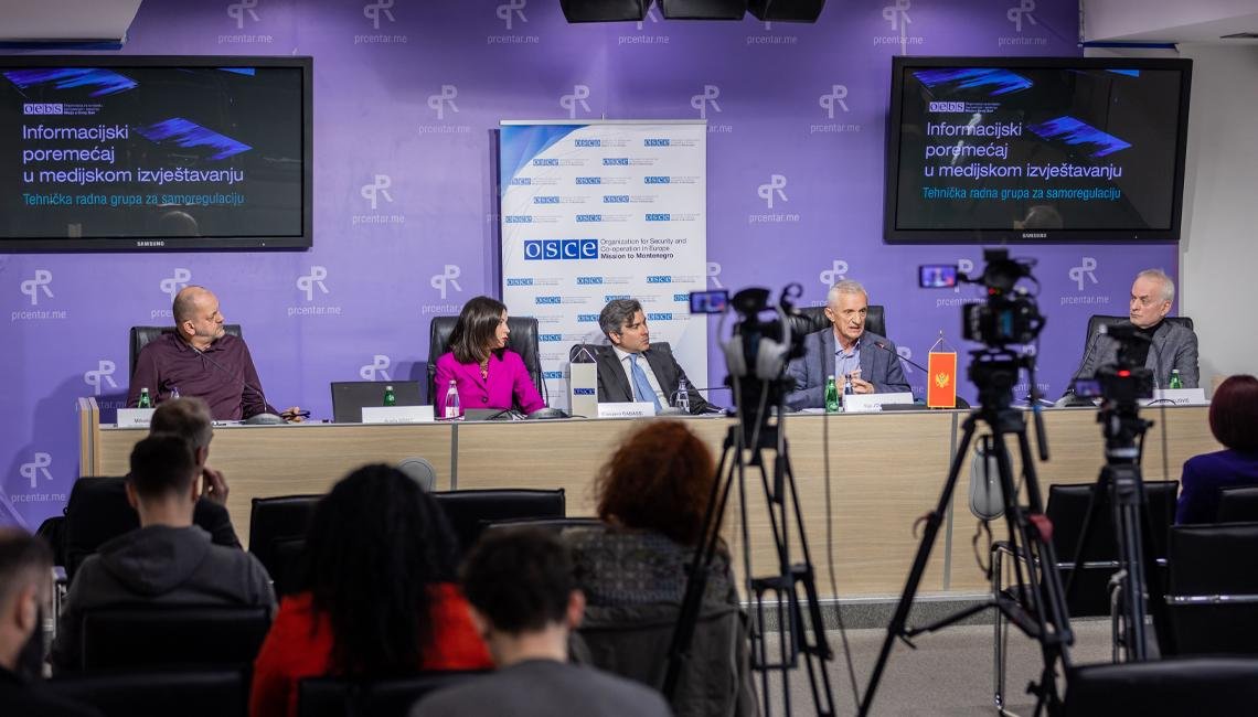 Novinari stalno da usavršavaju provjeru informacija