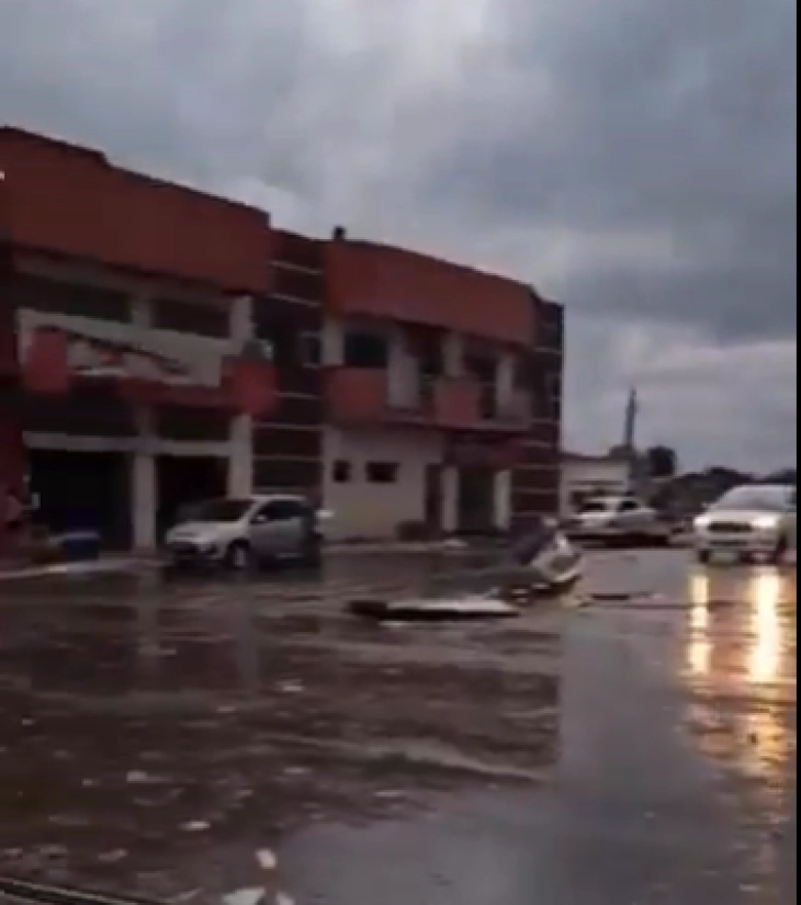 U naletu tornada poginulo najmanje pet ljudi u Brazilu