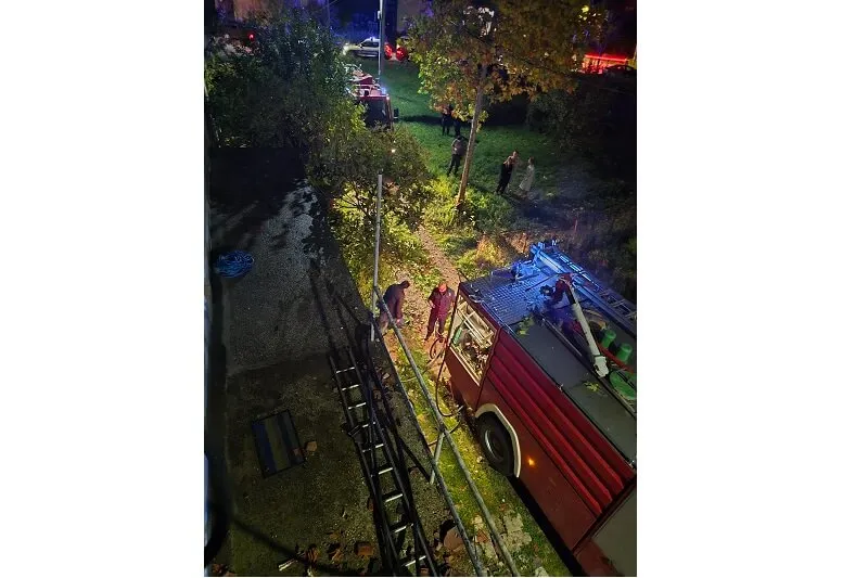 Cetinje: Dvije kuće gorjele u razmaku od deset minuta