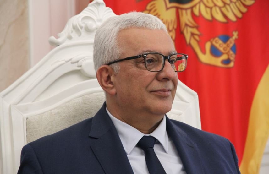 Mandić ima informaciju da će Vlada tražiti vanrednu sjednicu do kraja septembra - ne zna zašto?!