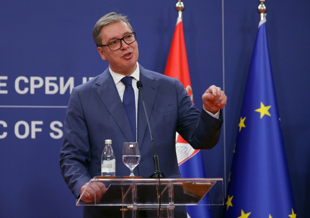 Vučić: Do kraja 2026. leteći automobili u Srbiji