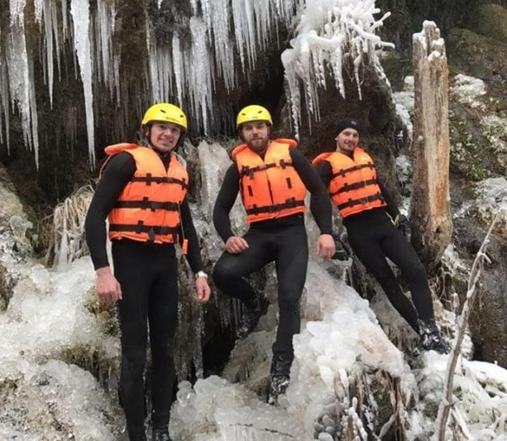 Kako su četiri druga na neobičan način proslavili praznike: Rafting Tarom na -17!