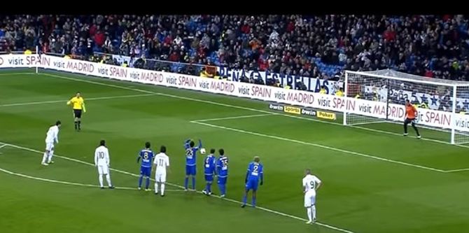 Jeste li znali: Čemu služi polukrug na vrhu šesnaesterca?