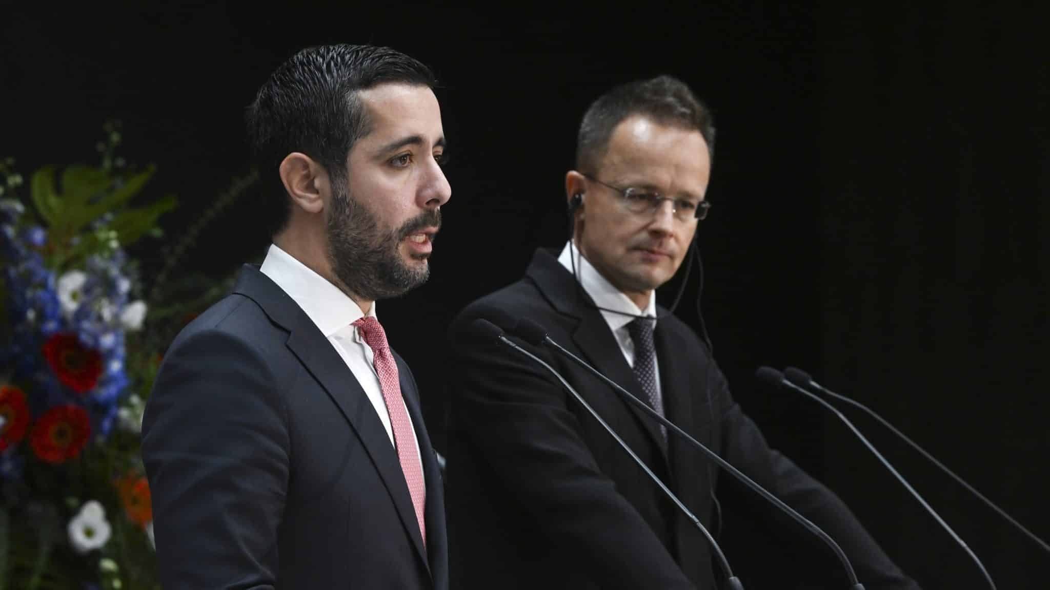 Srbija: Uhapšen bivši ministar Momirović, naređeno hapšenje još 12 osoba, među njima i Vesić