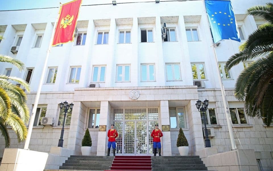 Božovićkoj odgovorio saradnik u kabinetu Milatovića: Politika kratke pameti i duge sujete