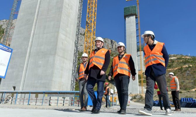 POGLEDAJTE: Završeni svi stubovi mosta Moračica
