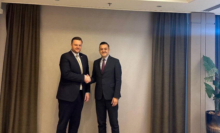 Hrvatska ponudila ekspertsku i tehničku podršku u emitovanju prvih obveznica za građane Crne Gore