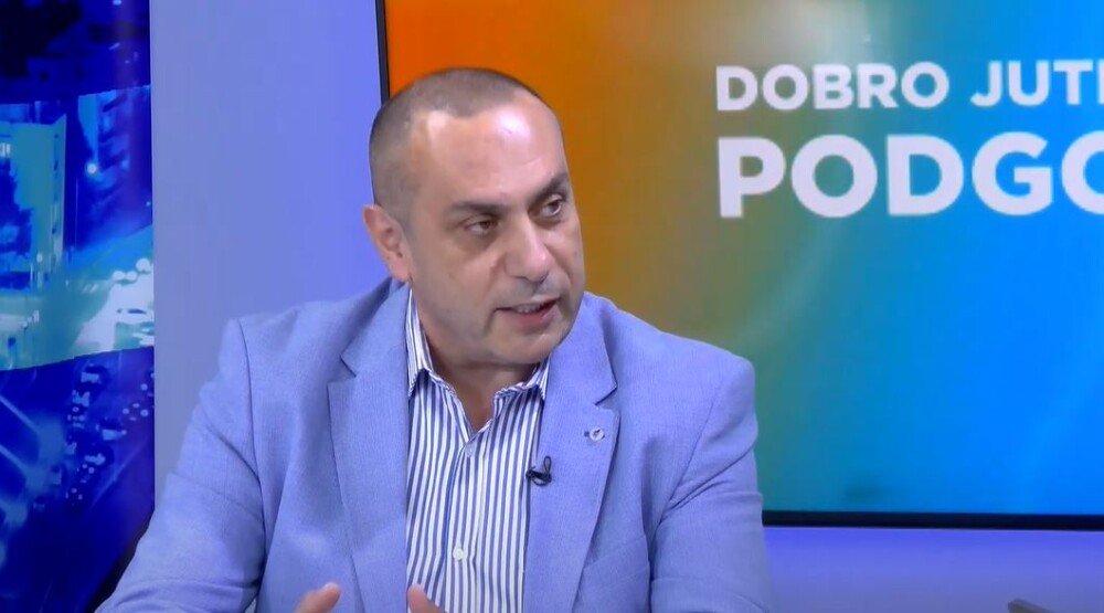 Kovačević: Uklonjeno više nelegalnih terasa podgoričkih lokala, šteta po Glavni grad mjeri se milionskim iznosima