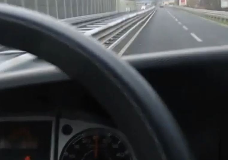 Osmogodišnjak "pozajmio" automobil od majke: Vozio 140 km/h