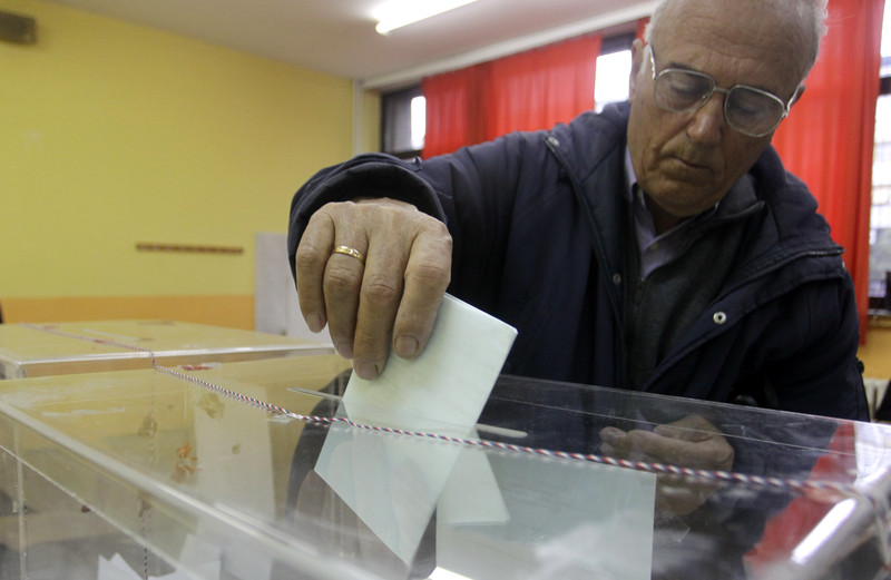 Referendum u Srbiji: Zatvorena glasačka mjesta, do 18h izašlo 25,25 odsto birača