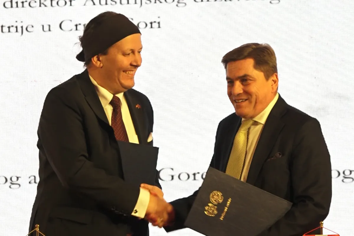 Crnogorska građa nakon vijeka ponovo u domovini